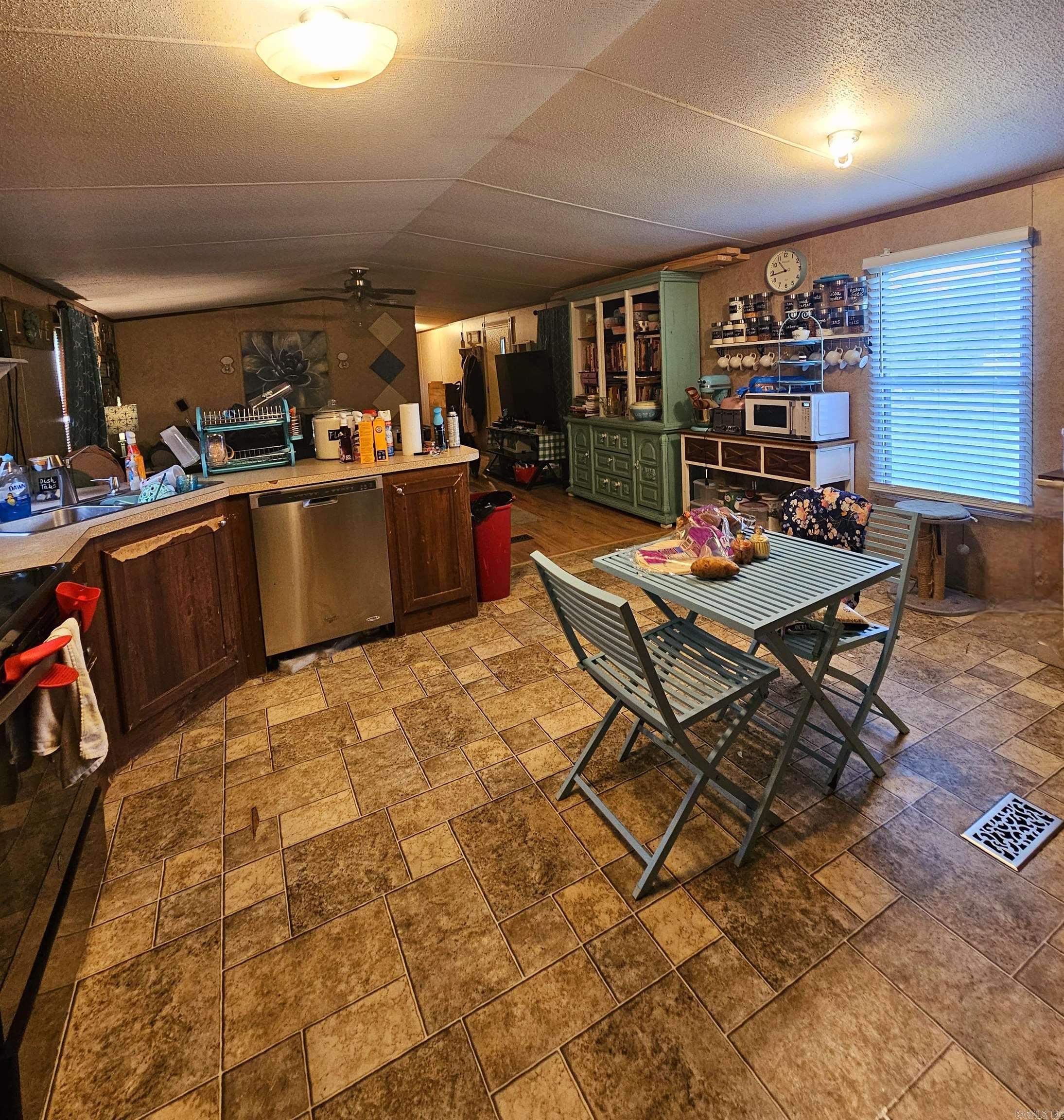 BLACKSNAKE VILLAGE ESTS - Residential