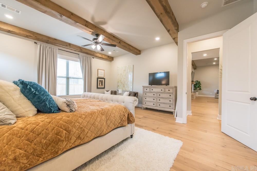 CHENAL VALLEY "ENSBURY PLACE" - Residential