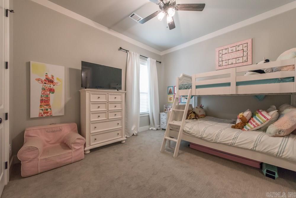 CHENAL VALLEY "ENSBURY PLACE" - Residential