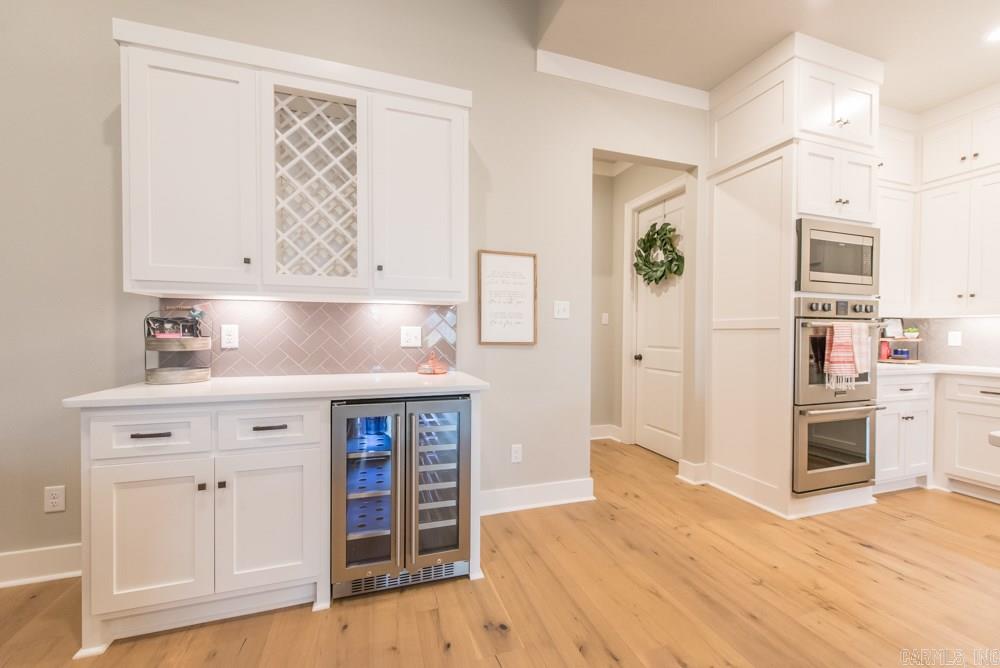 CHENAL VALLEY "ENSBURY PLACE" - Residential