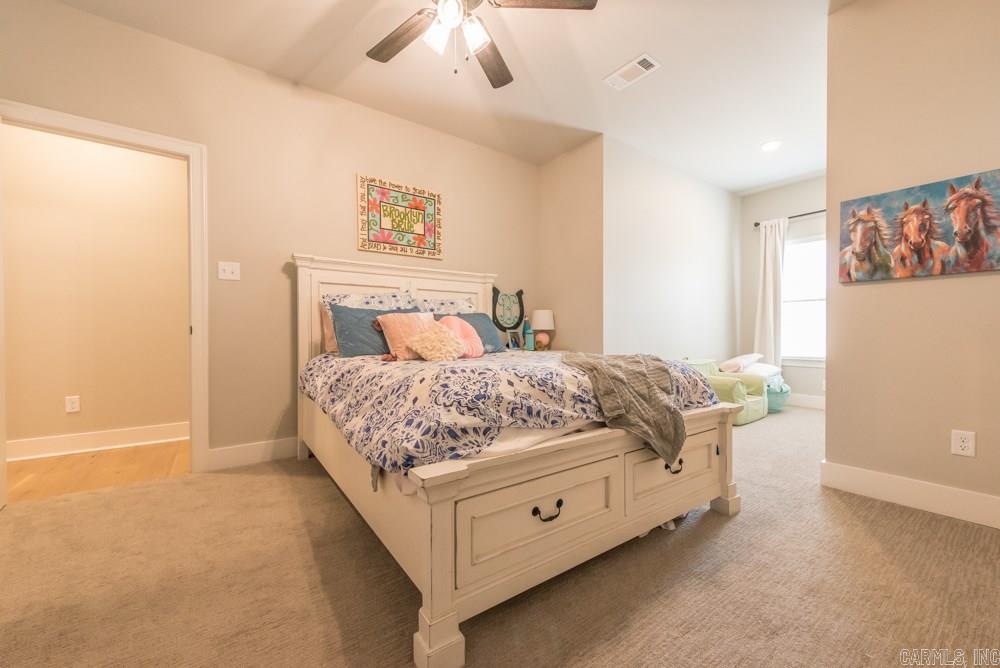 CHENAL VALLEY "ENSBURY PLACE" - Residential