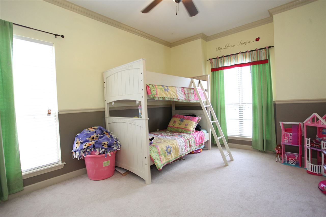 Club Creek - Residential