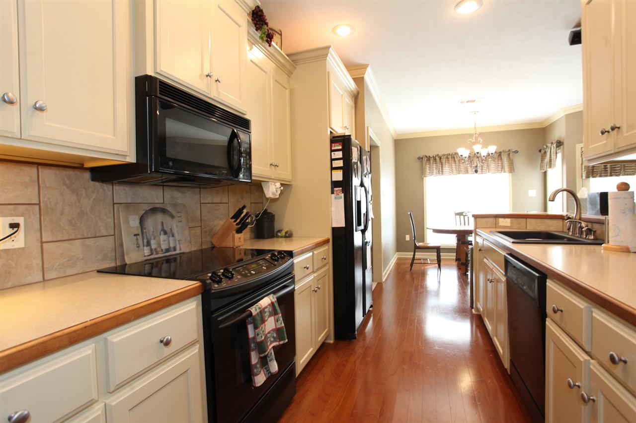 Club Creek - Residential