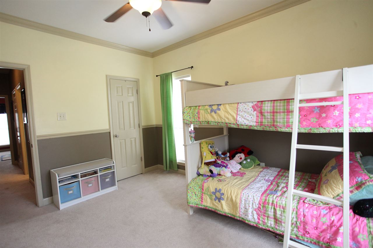 Club Creek - Residential