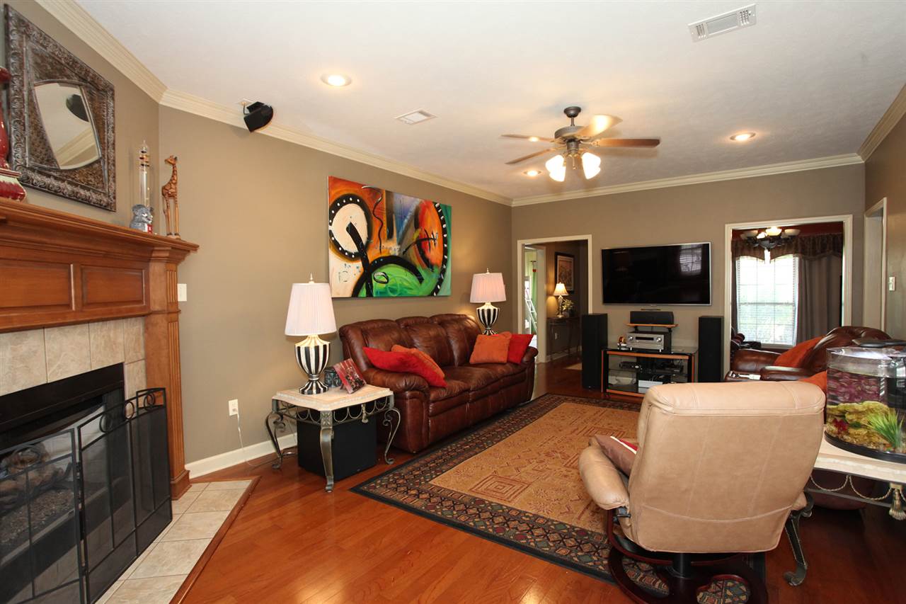 Club Creek - Residential