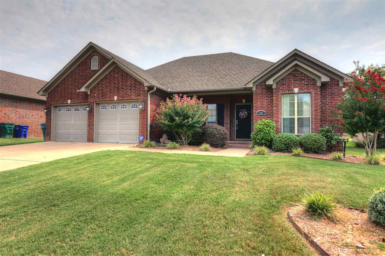 Club Creek - Residential