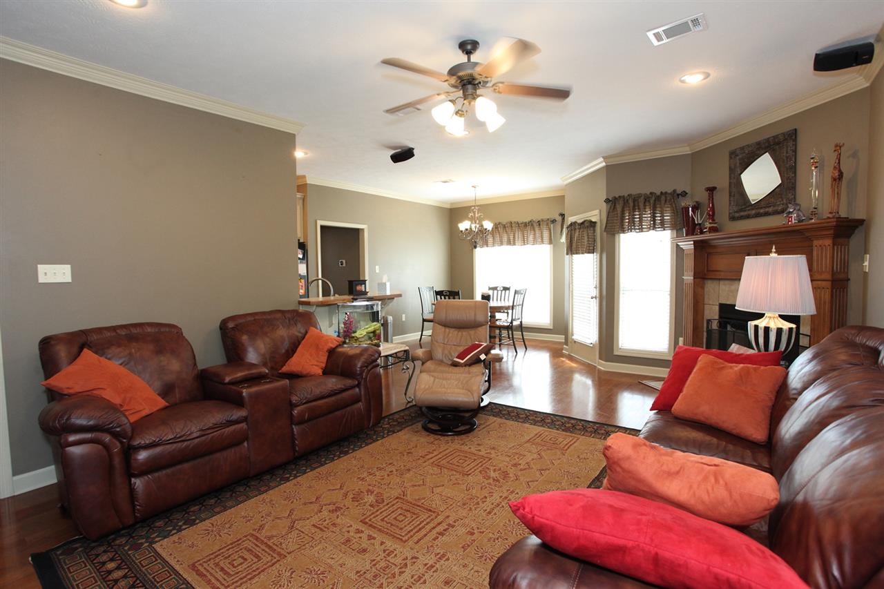 Club Creek - Residential