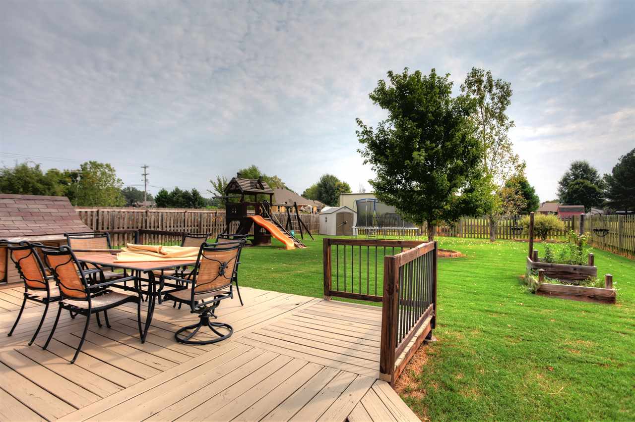 Club Creek - Residential