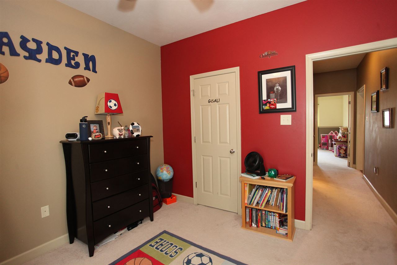 Club Creek - Residential