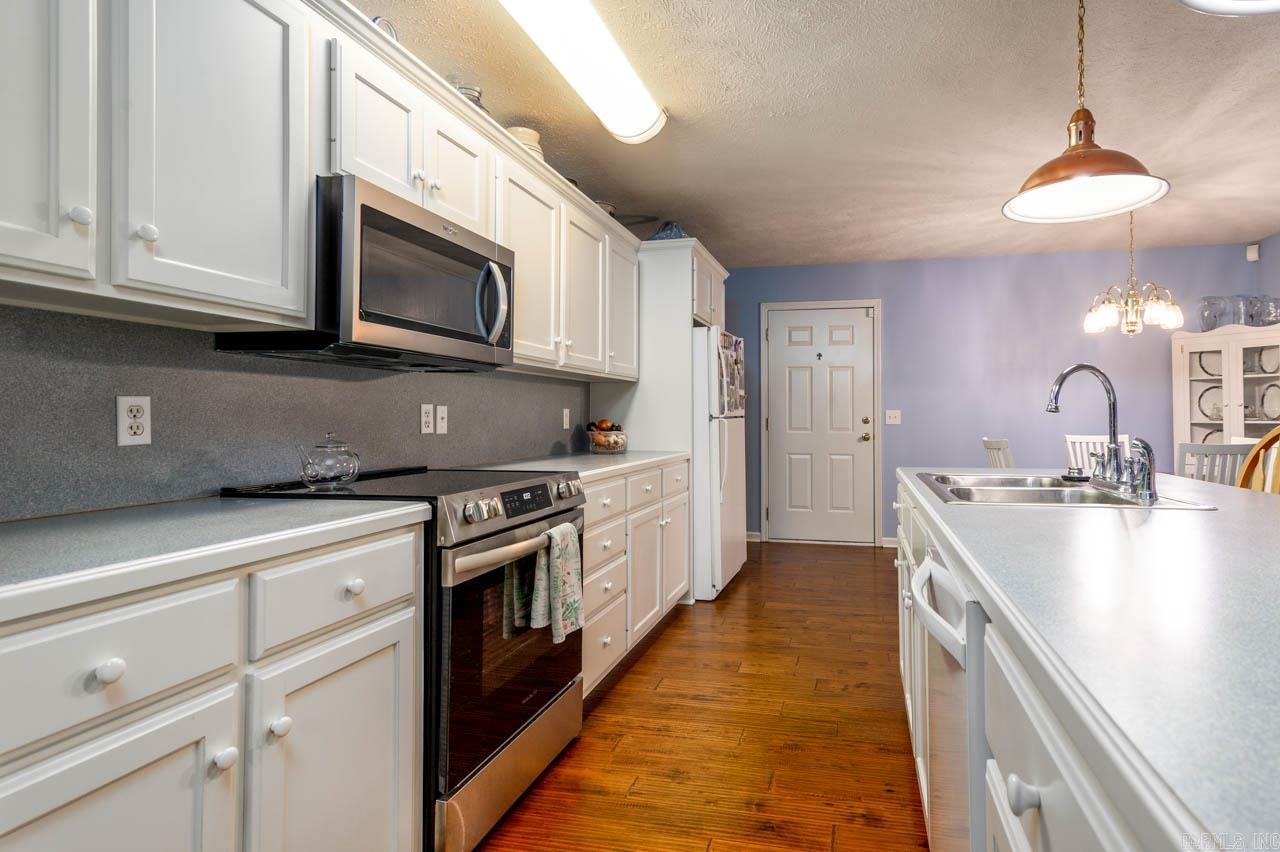 CEDAR PARK ESTATES - Residential