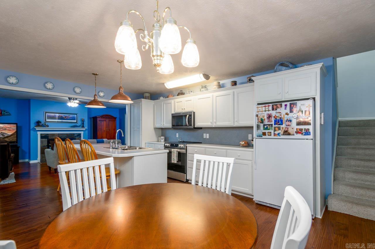 CEDAR PARK ESTATES - Residential