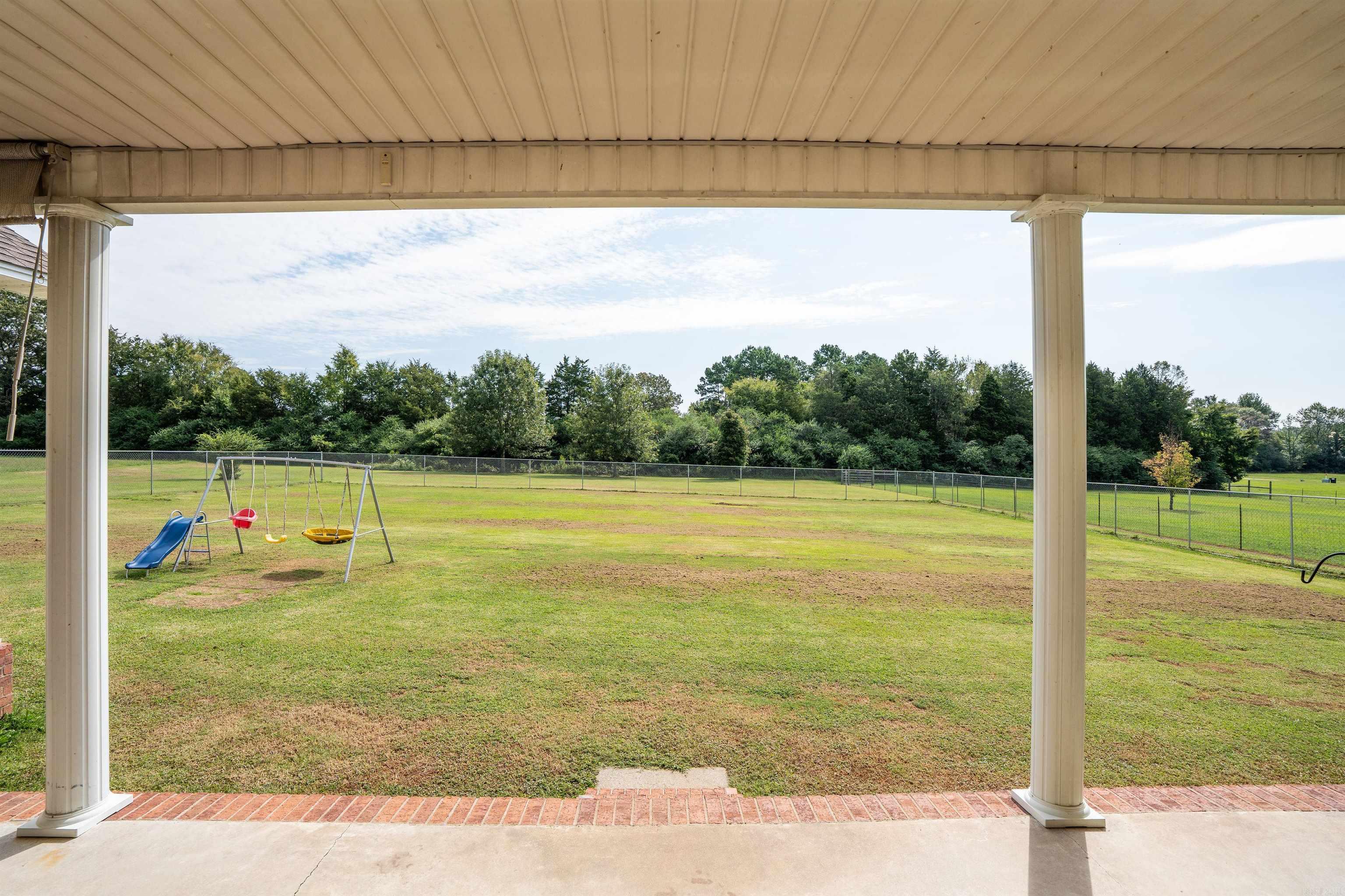NORTHVIEW ACRES - Residential