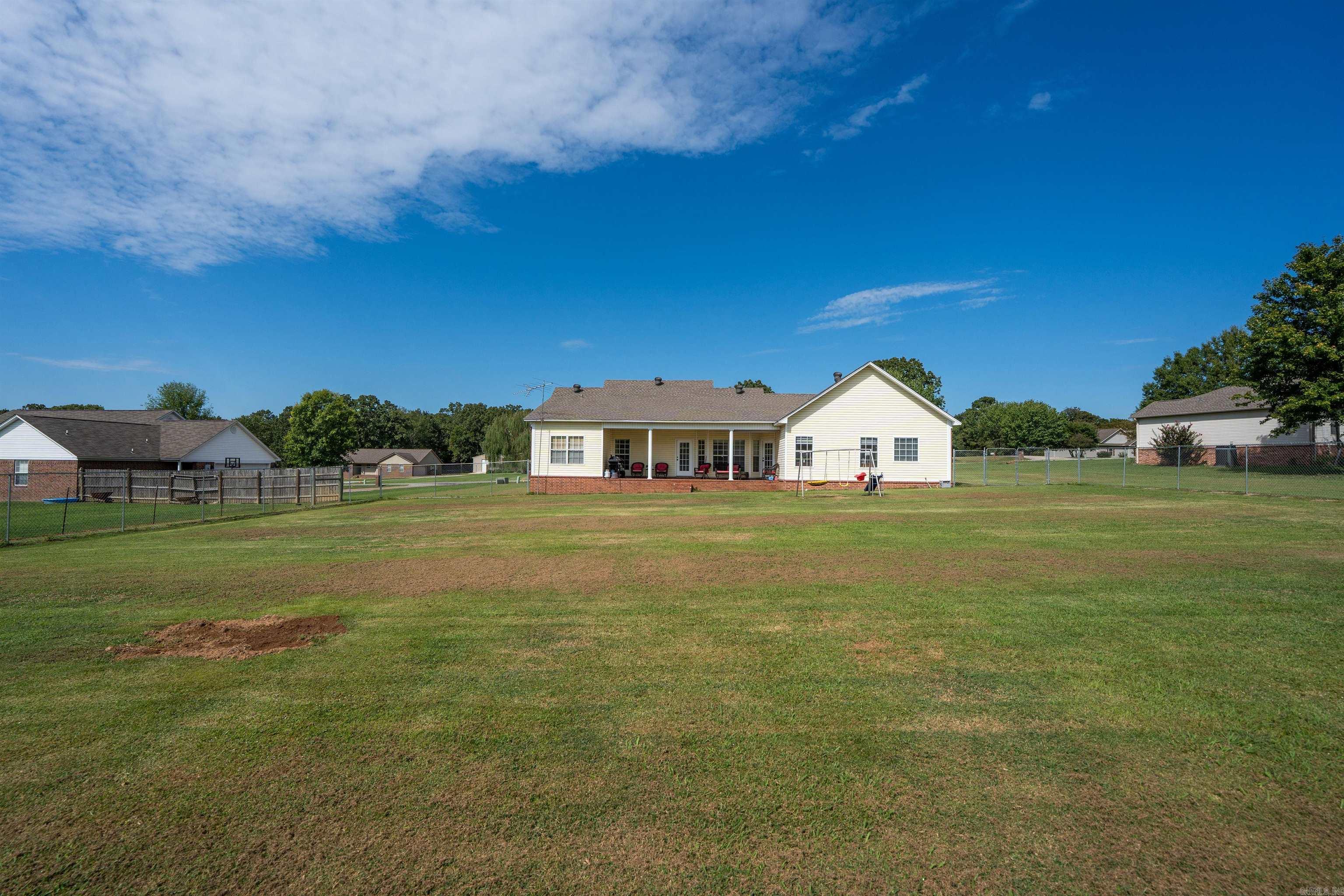 NORTHVIEW ACRES - Residential