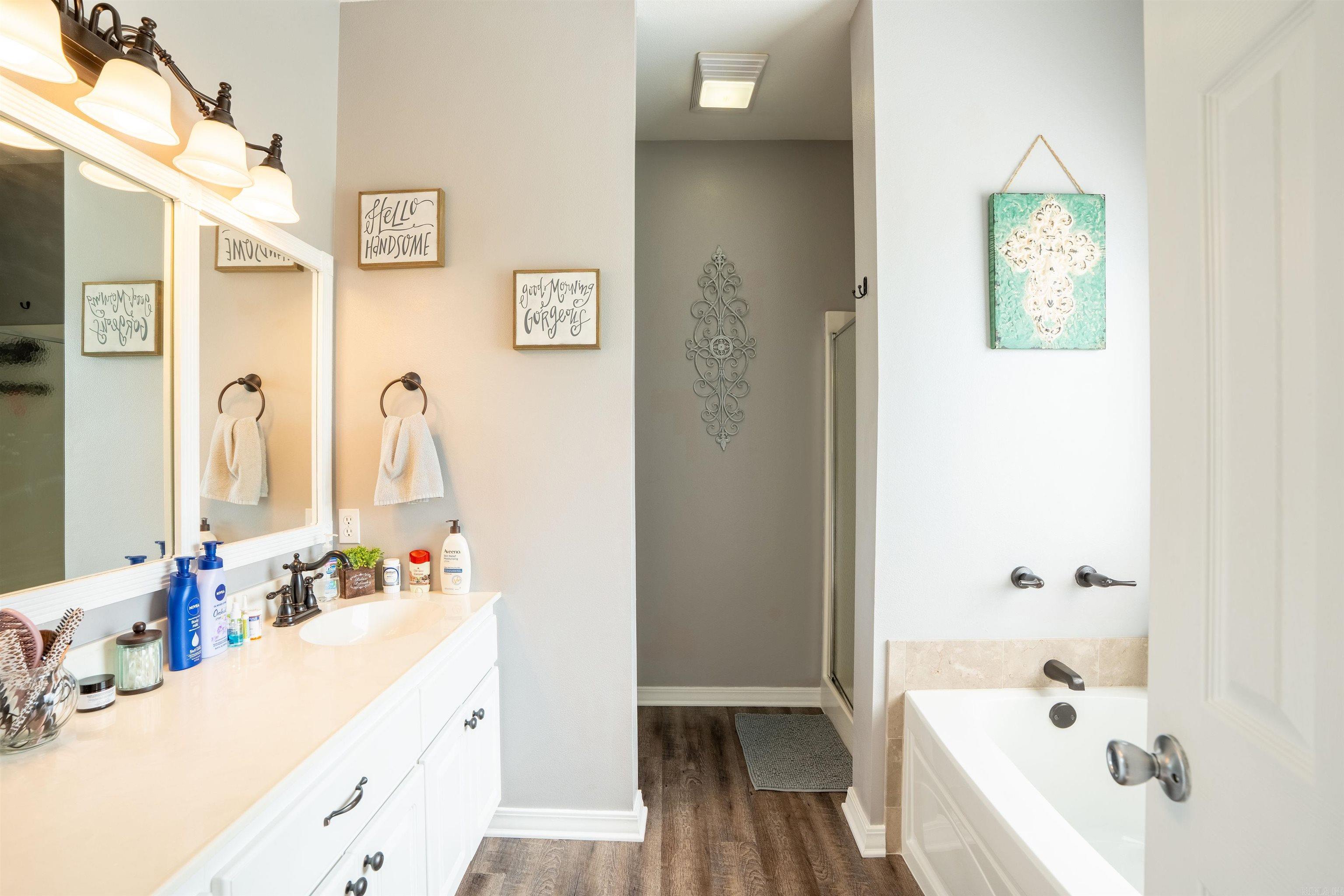 NORTHVIEW ACRES - Residential