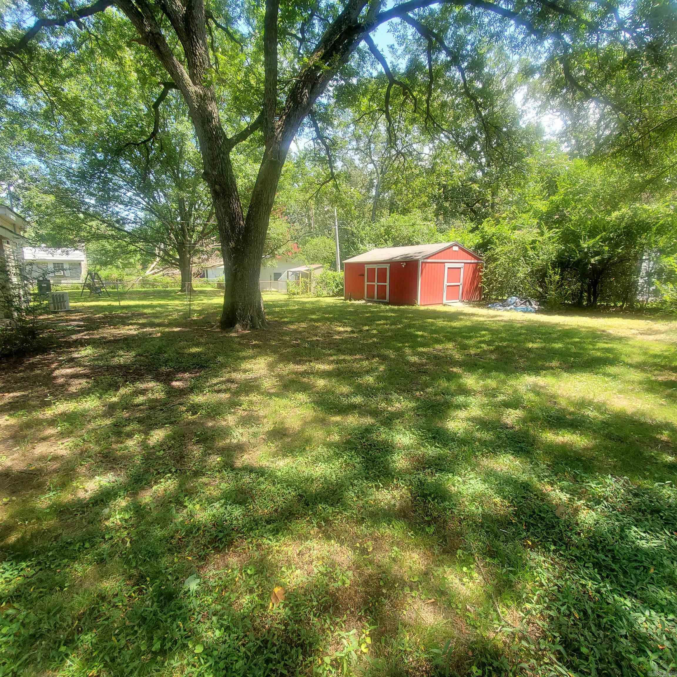 COLLINS - Residential