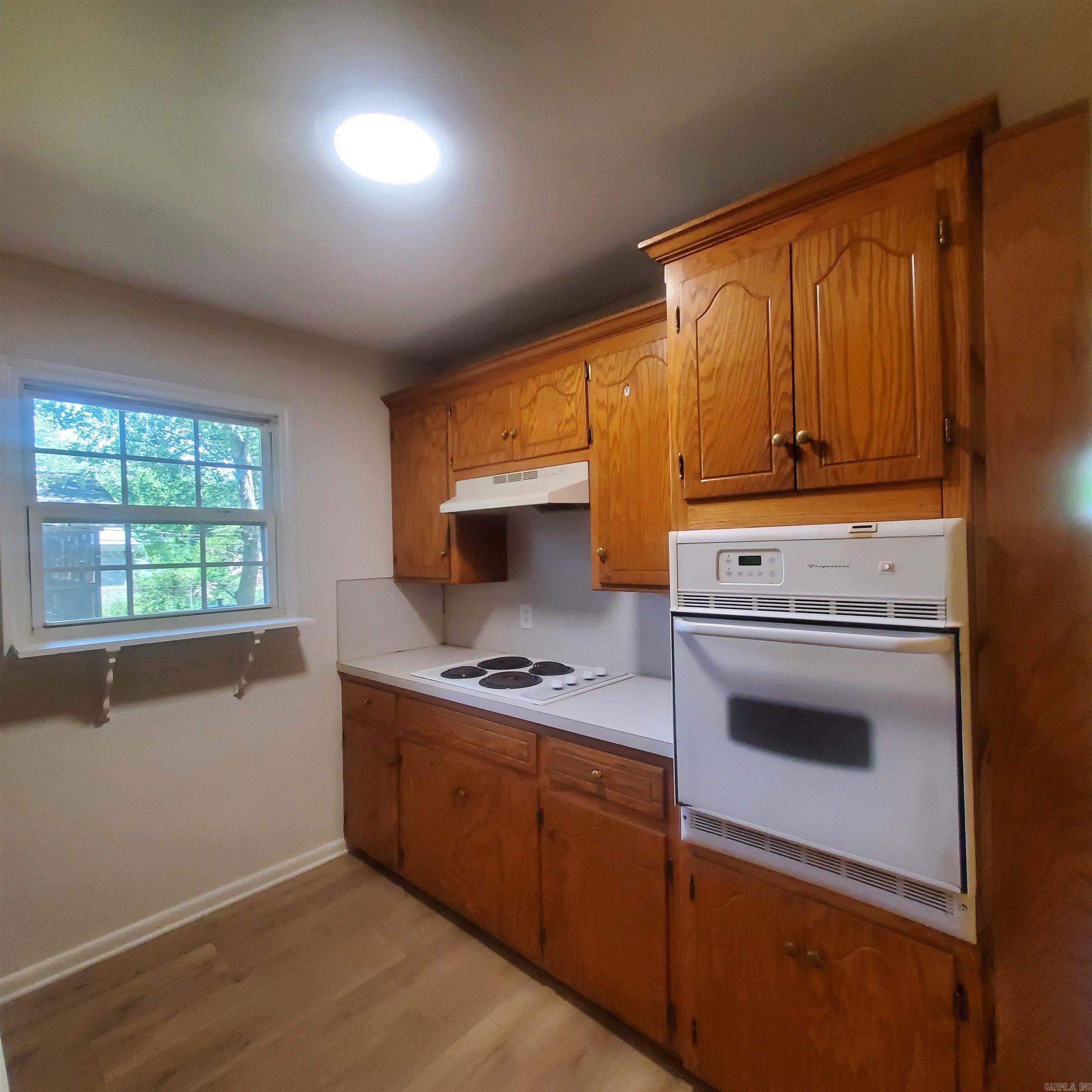 COLLINS - Residential