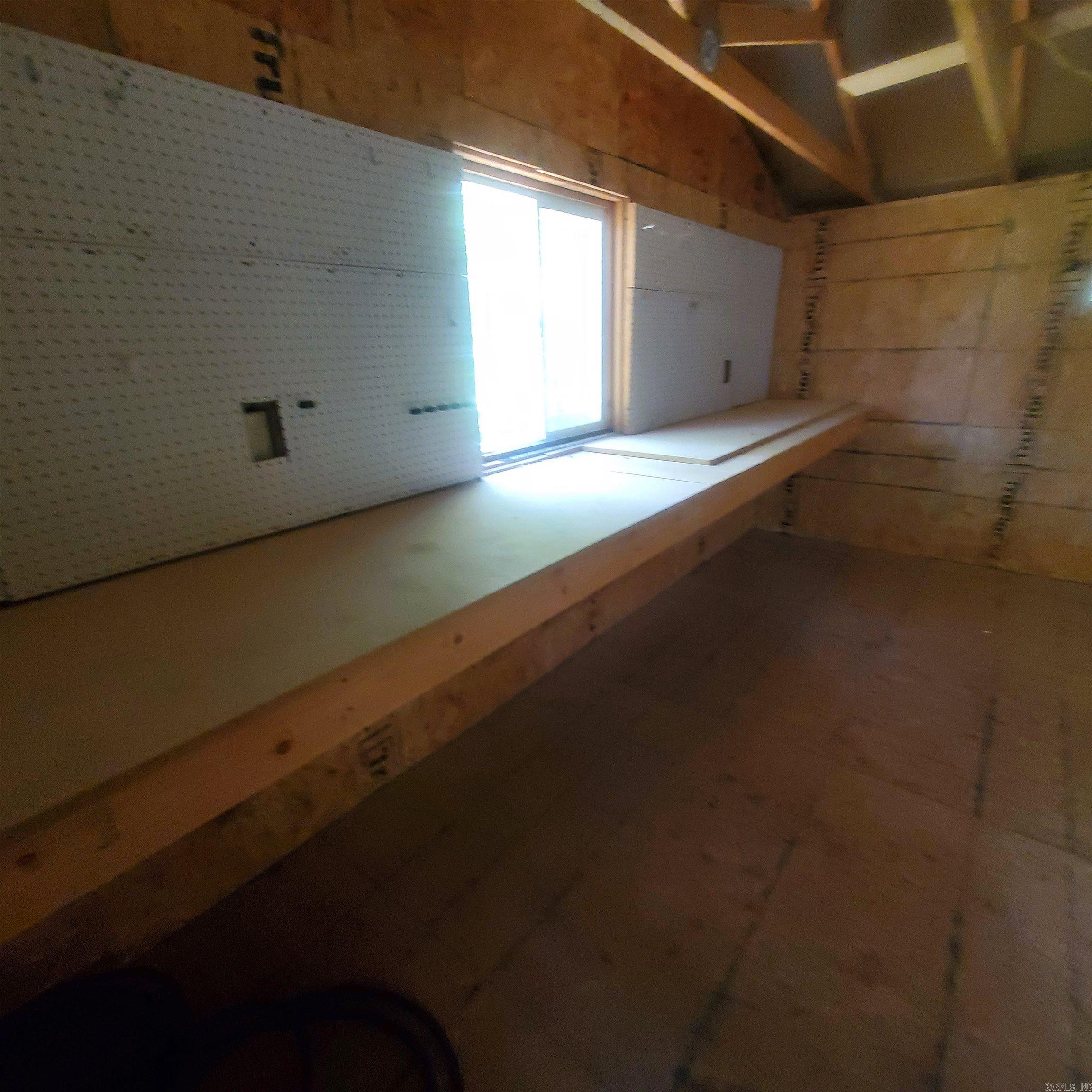 COLLINS - Residential