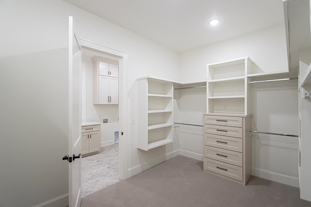 BEAR DEN ESTATES - Residential