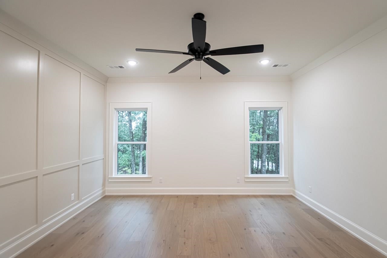 BEAR DEN ESTATES - Residential