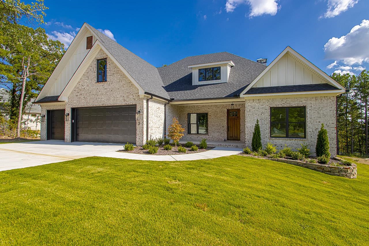 BEAR DEN ESTATES - Residential