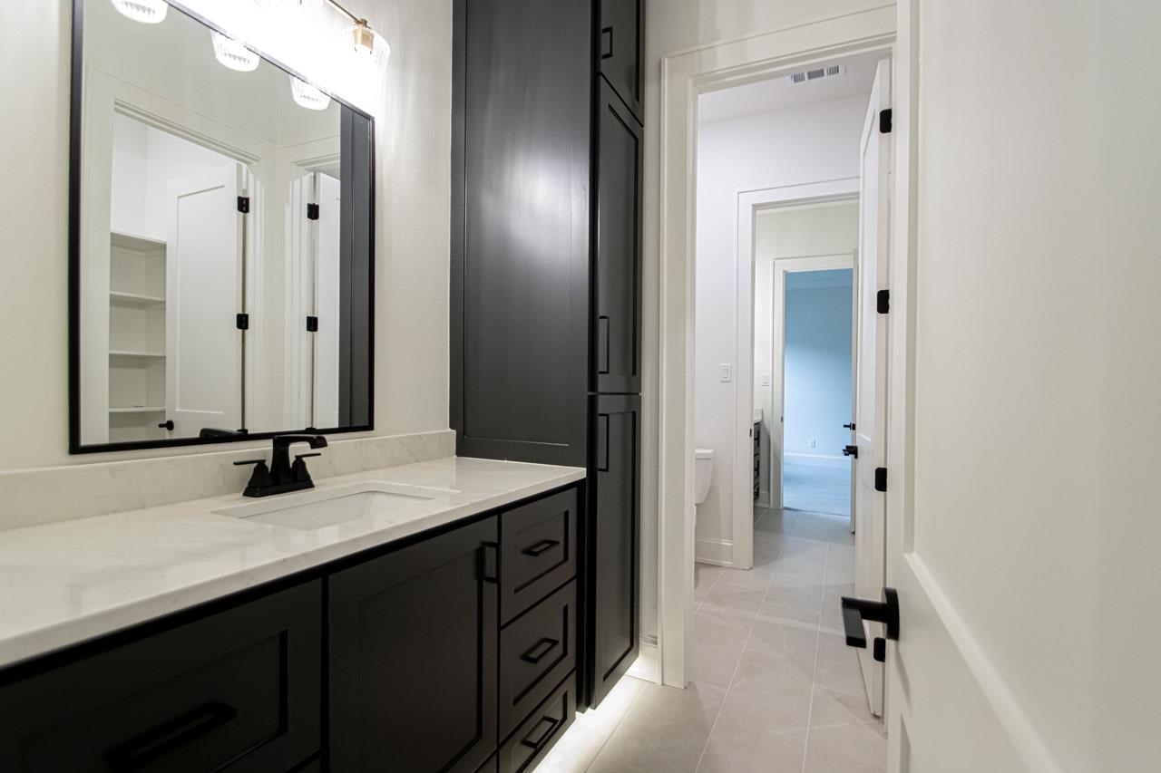 BEAR DEN ESTATES - Residential