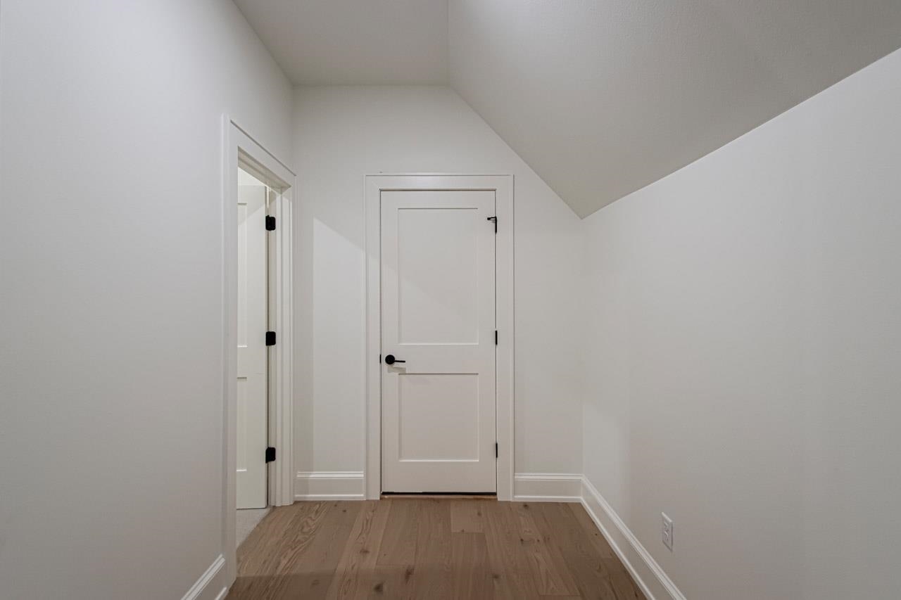 BEAR DEN ESTATES - Residential