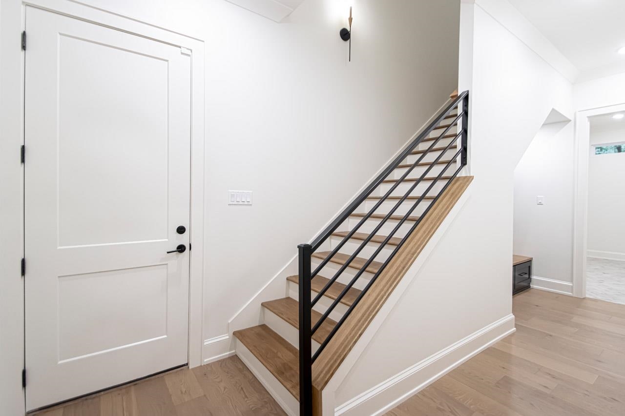 BEAR DEN ESTATES - Residential