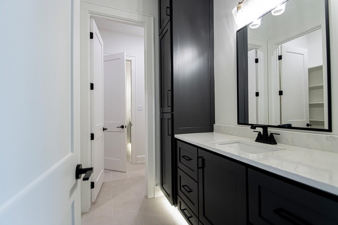 BEAR DEN ESTATES - Residential