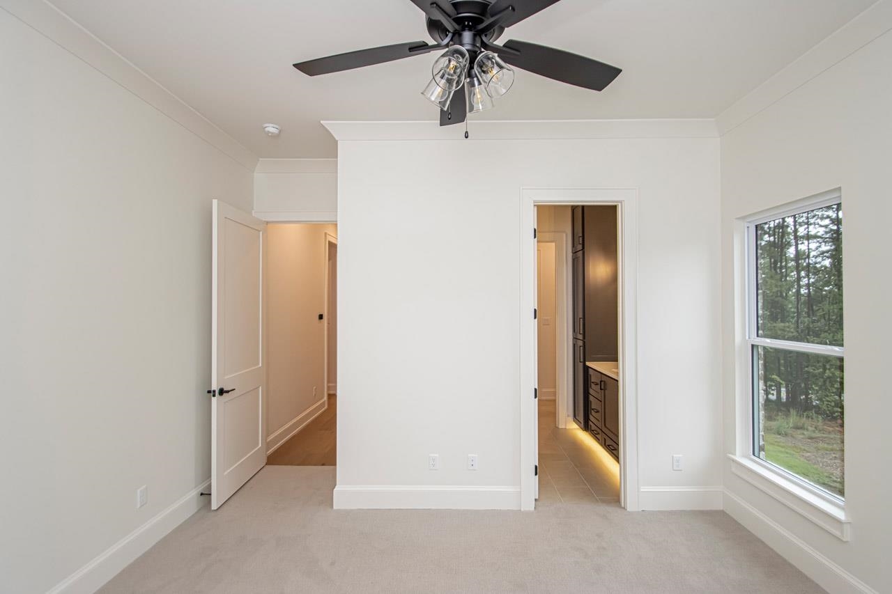 BEAR DEN ESTATES - Residential