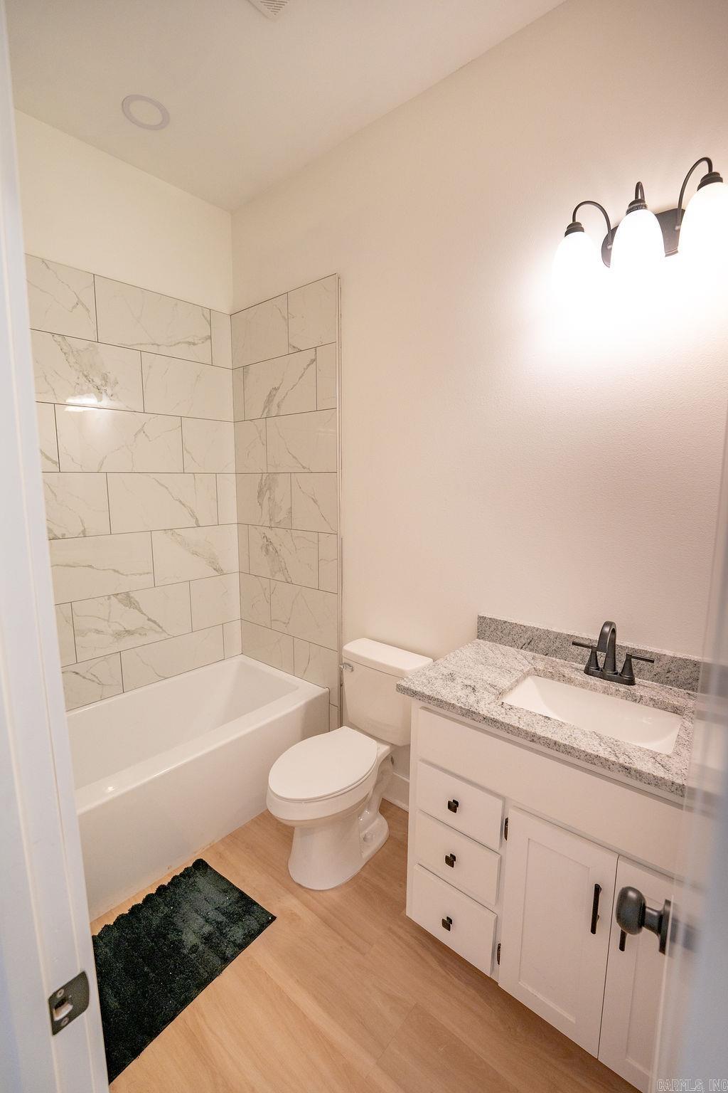 RANCH ESTATE - Residential