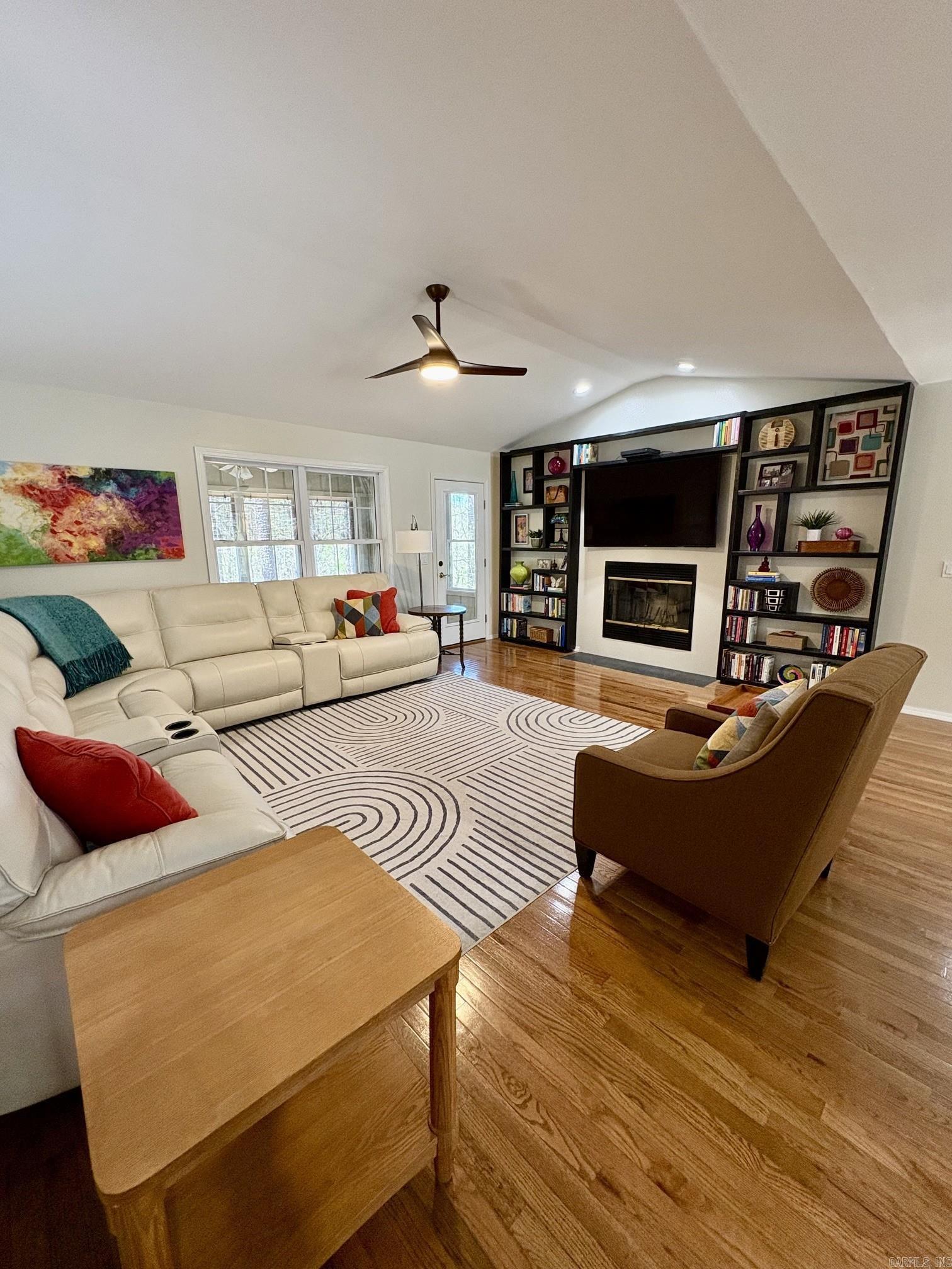 ALEGRIA - Residential