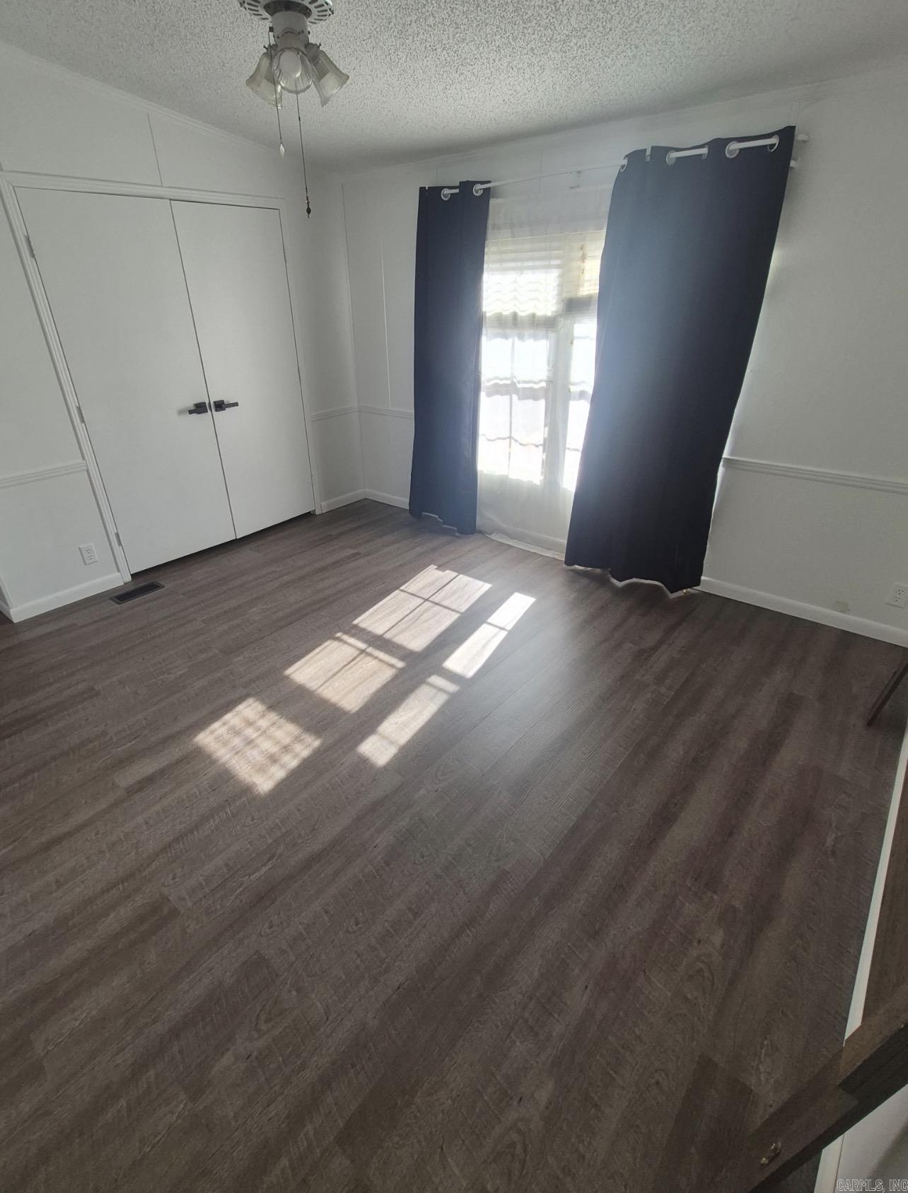 SHIRLEY - Residential