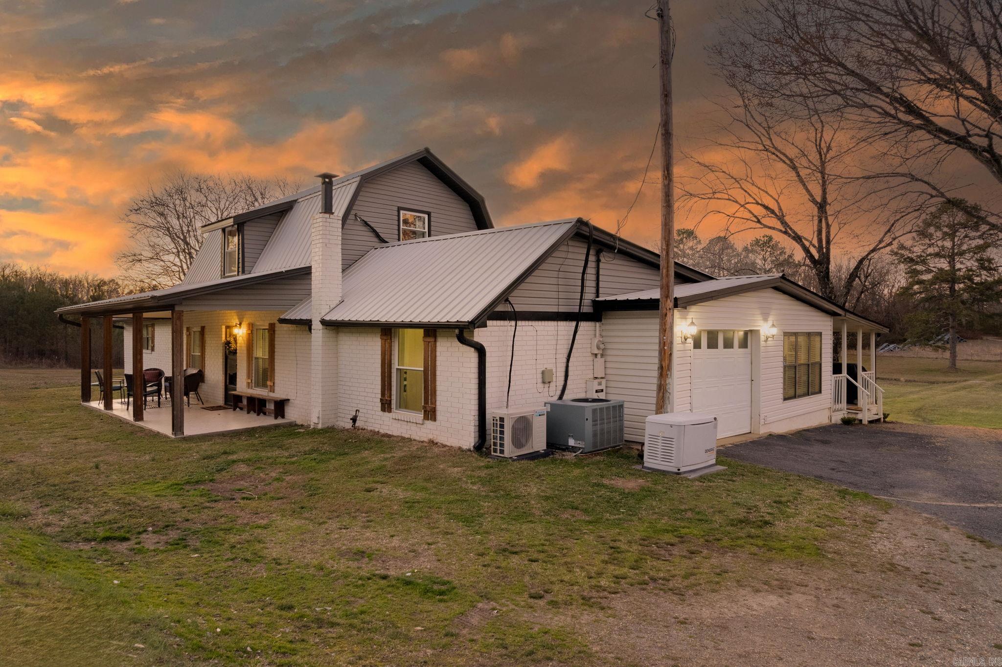 Metes & Bounds - Residential