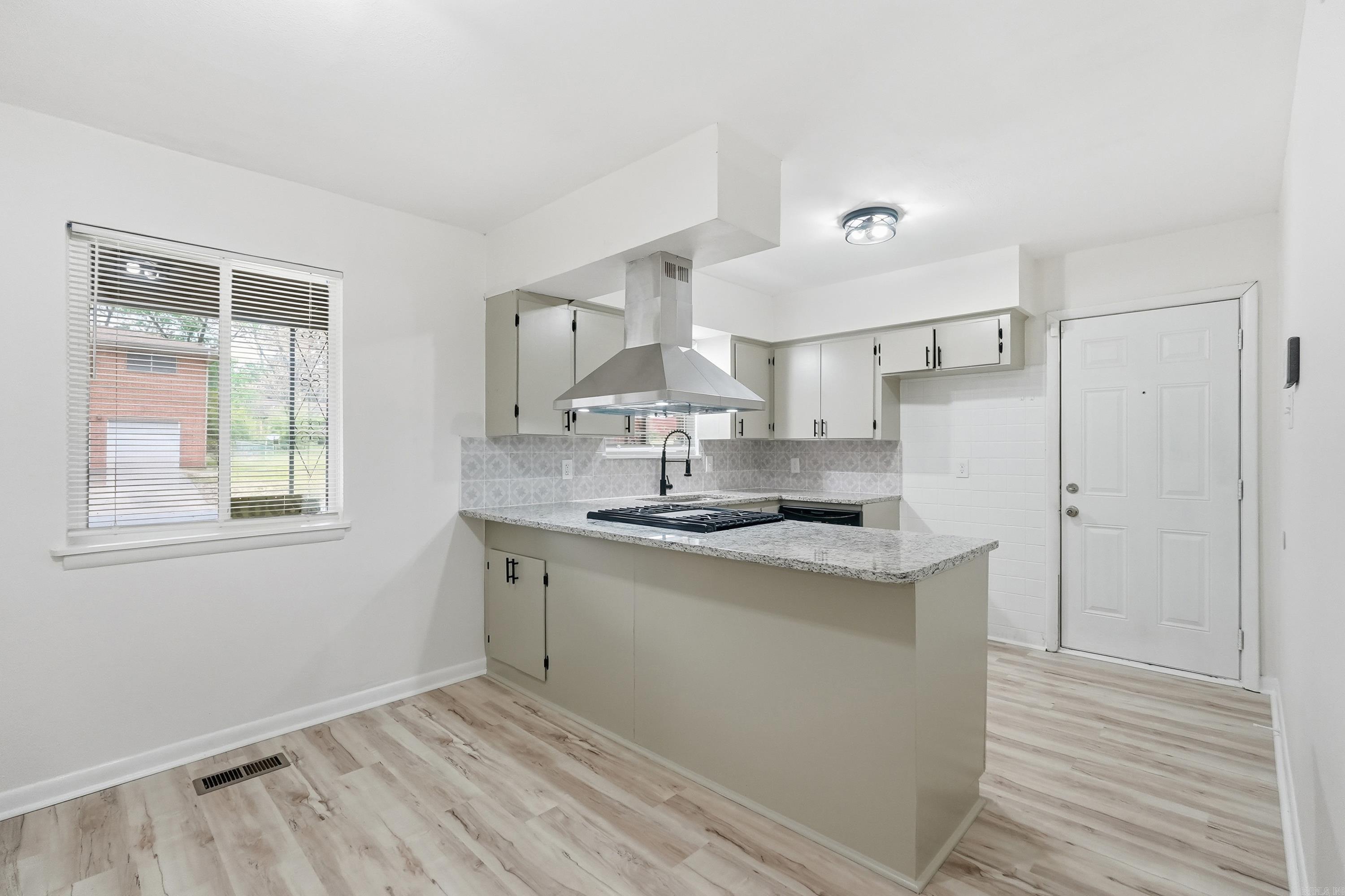 INTERURBAN HGTS - Residential