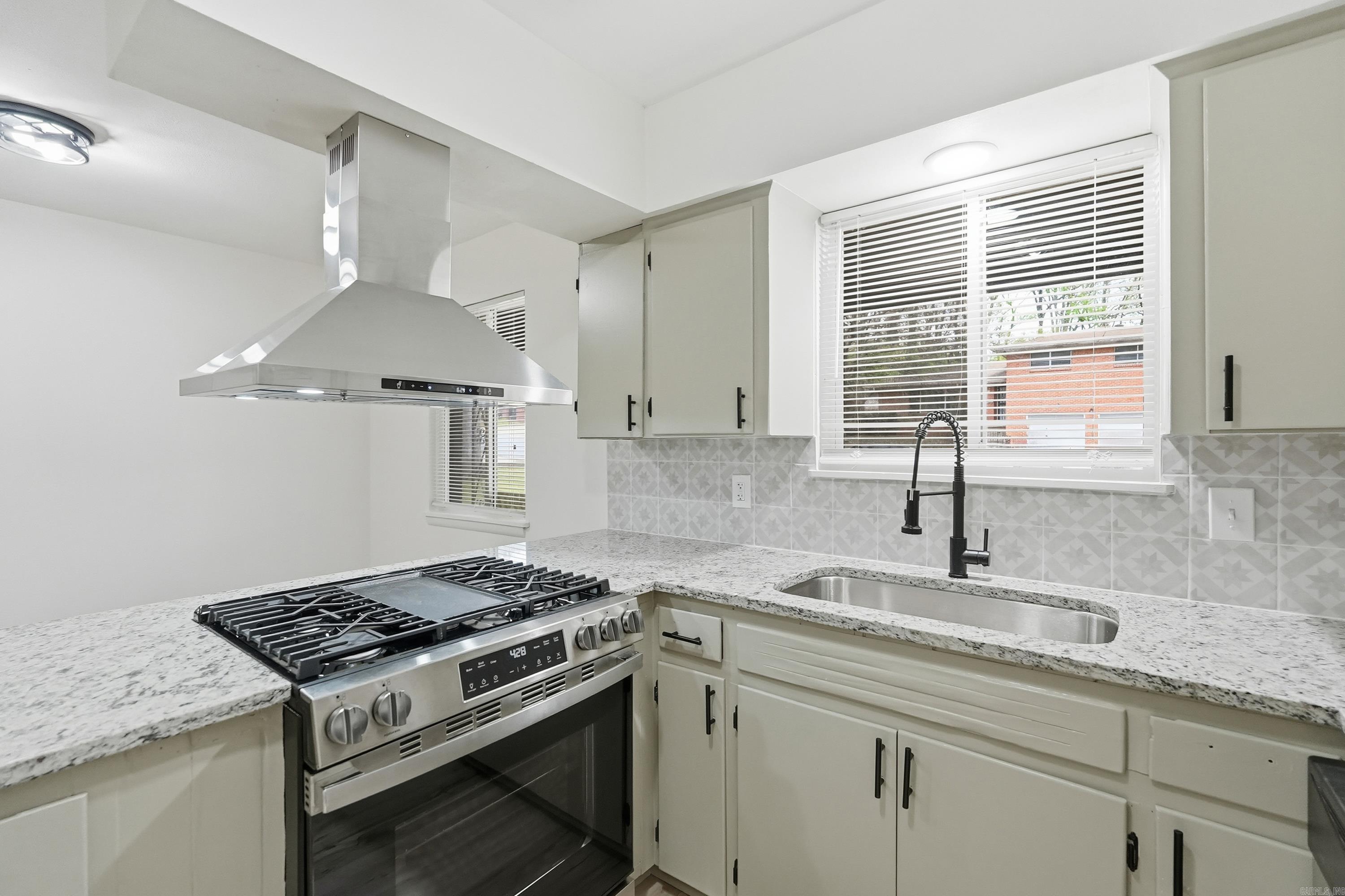 INTERURBAN HGTS - Residential