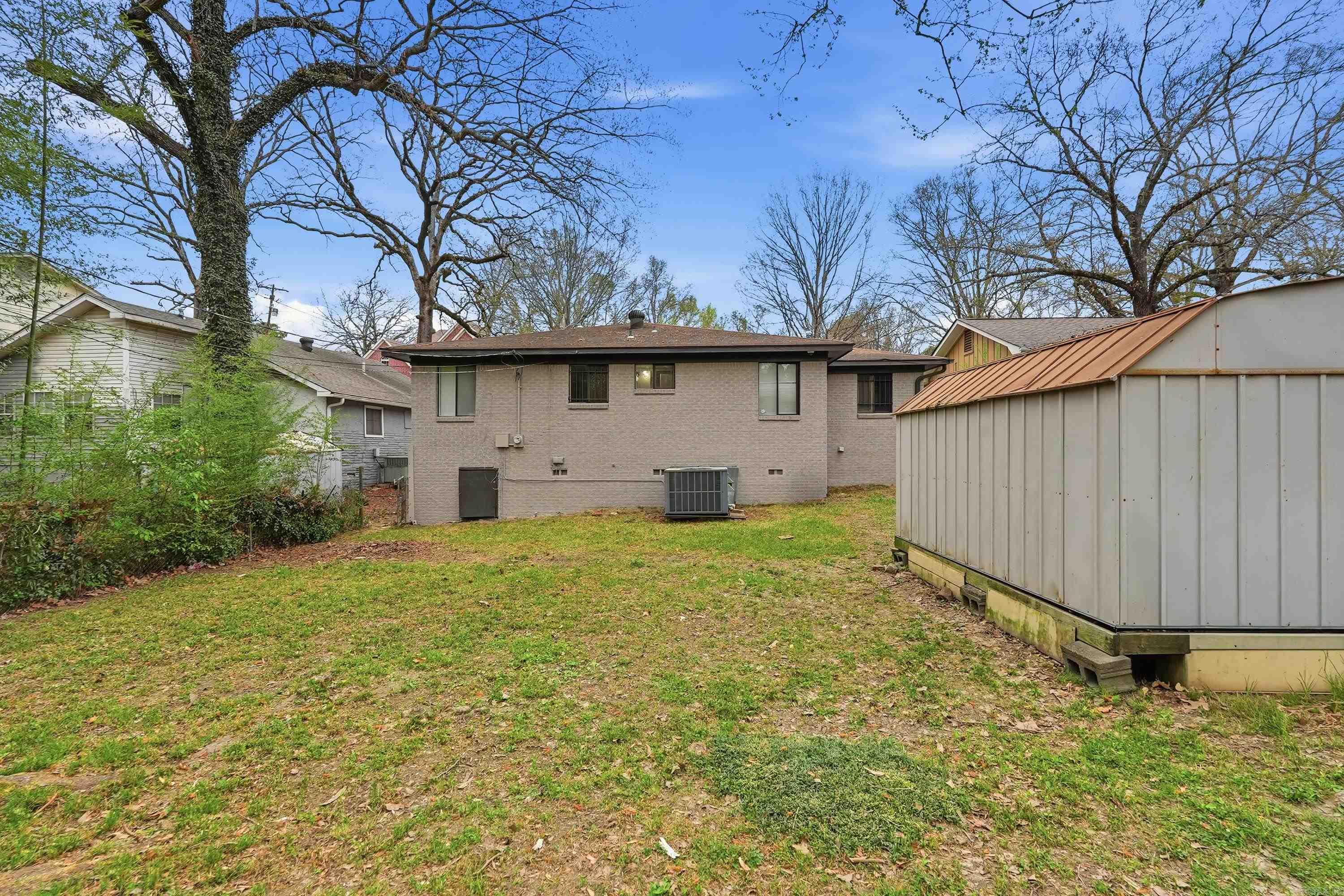 INTERURBAN HGTS - Residential