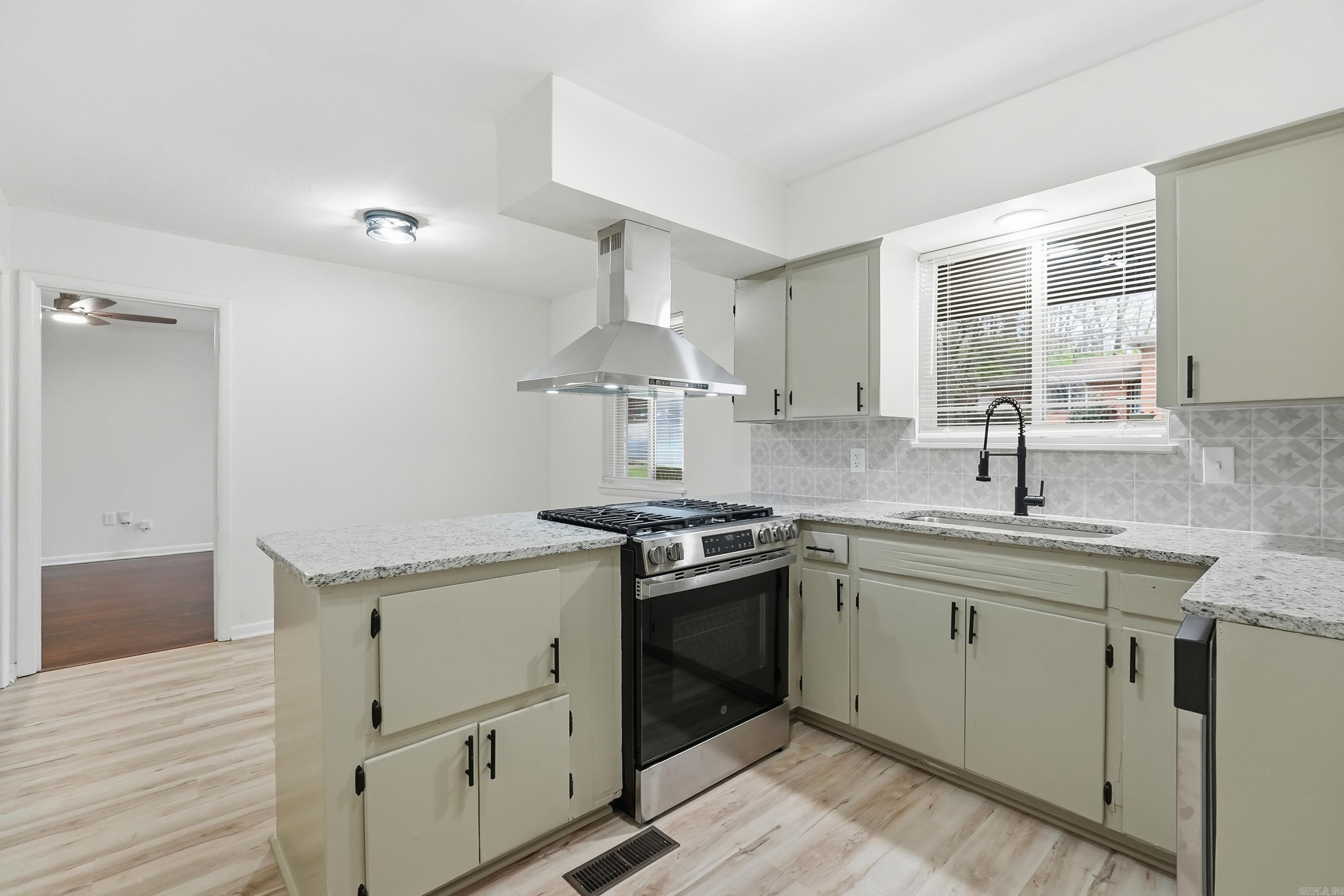 INTERURBAN HGTS - Residential