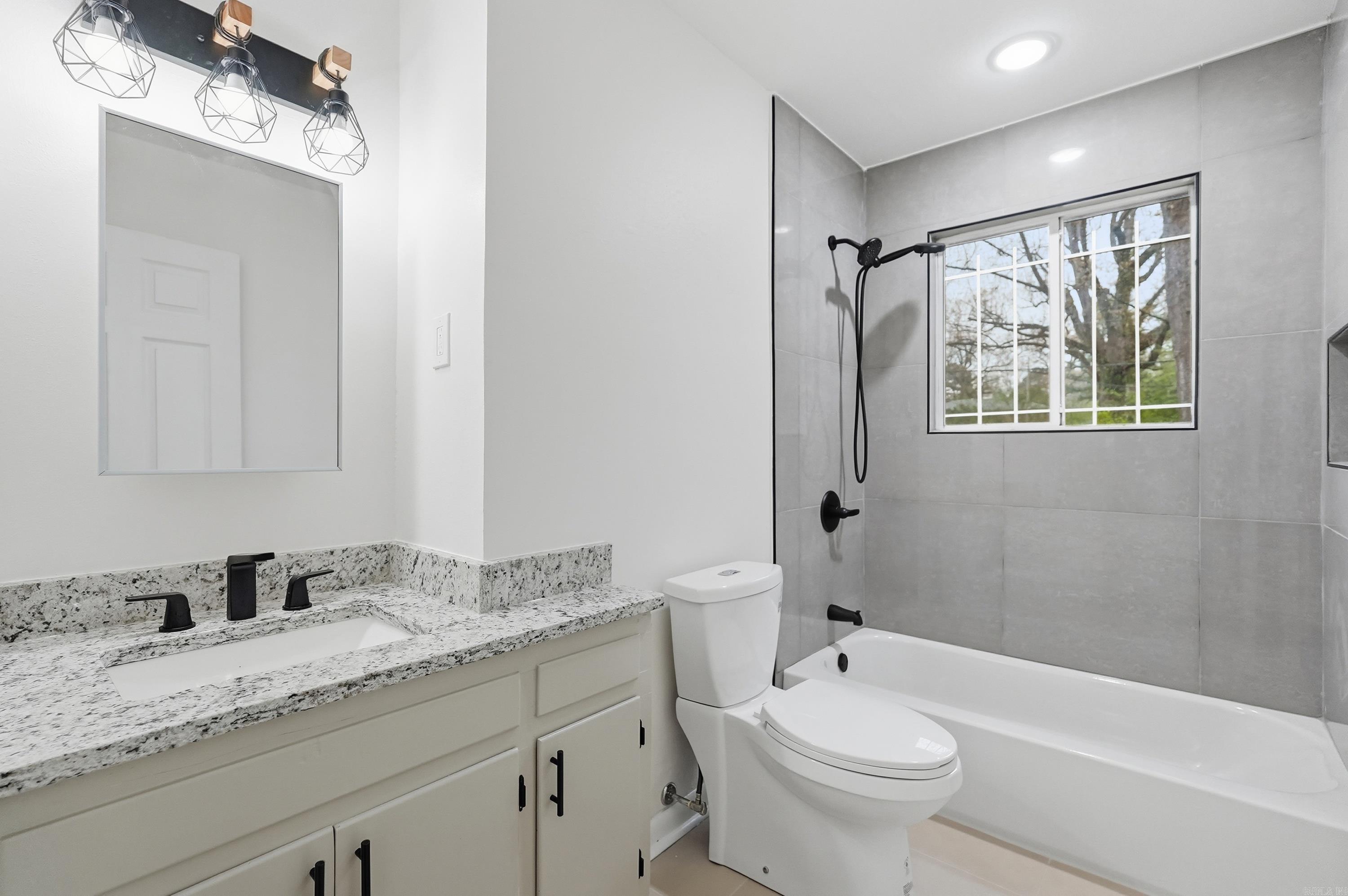 INTERURBAN HGTS - Residential