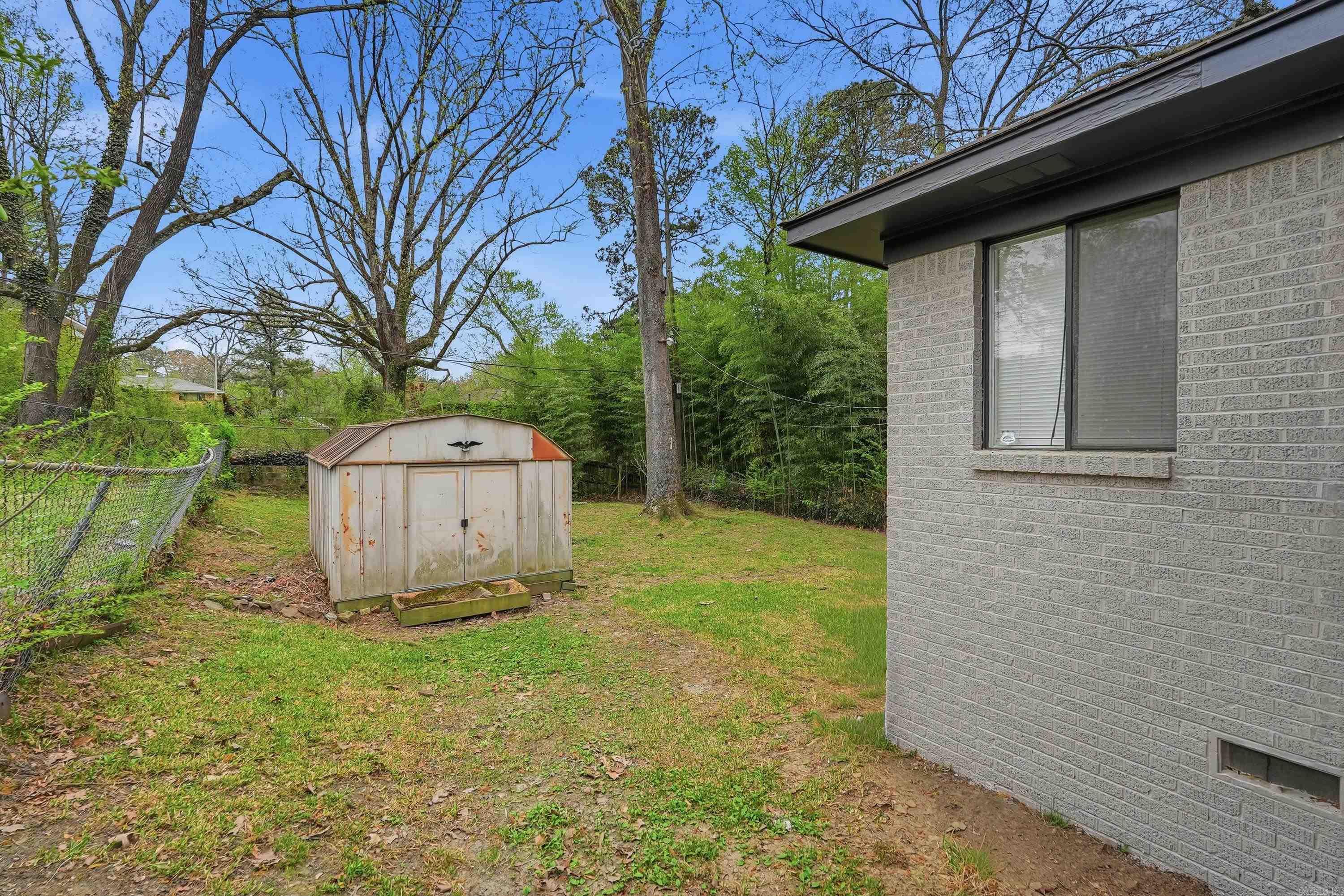 INTERURBAN HGTS - Residential