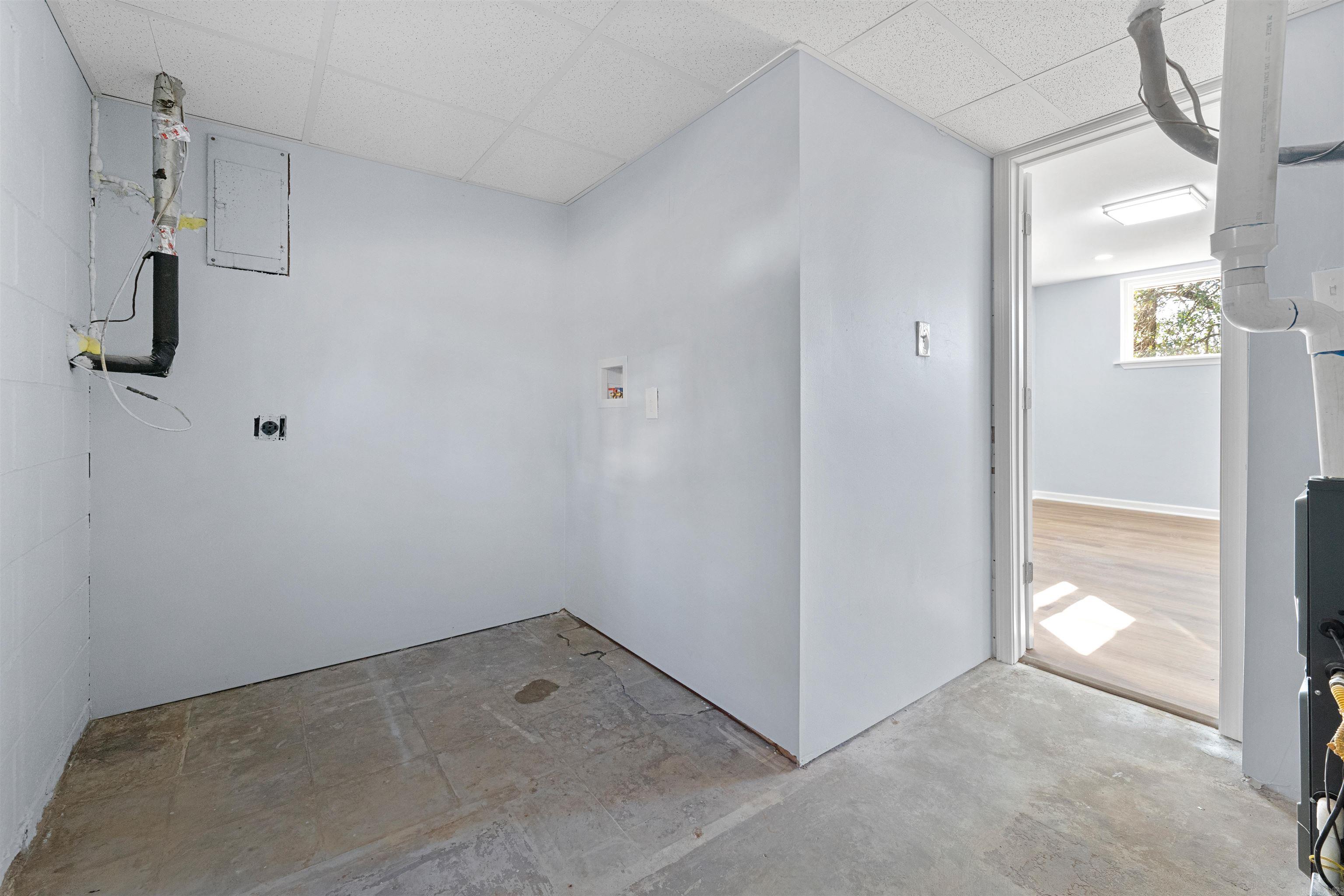 BROOKFIELD - Residential