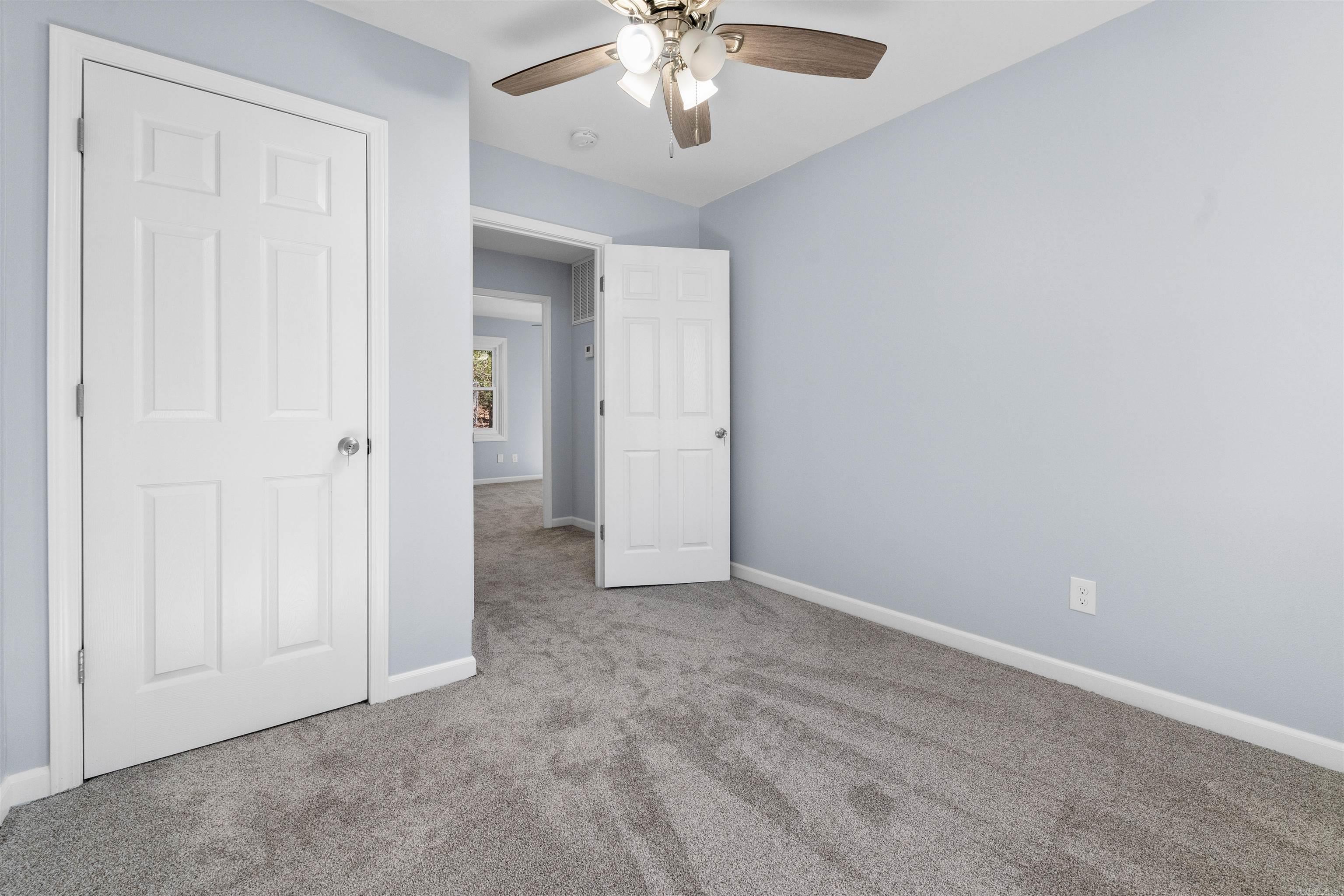 BROOKFIELD - Residential