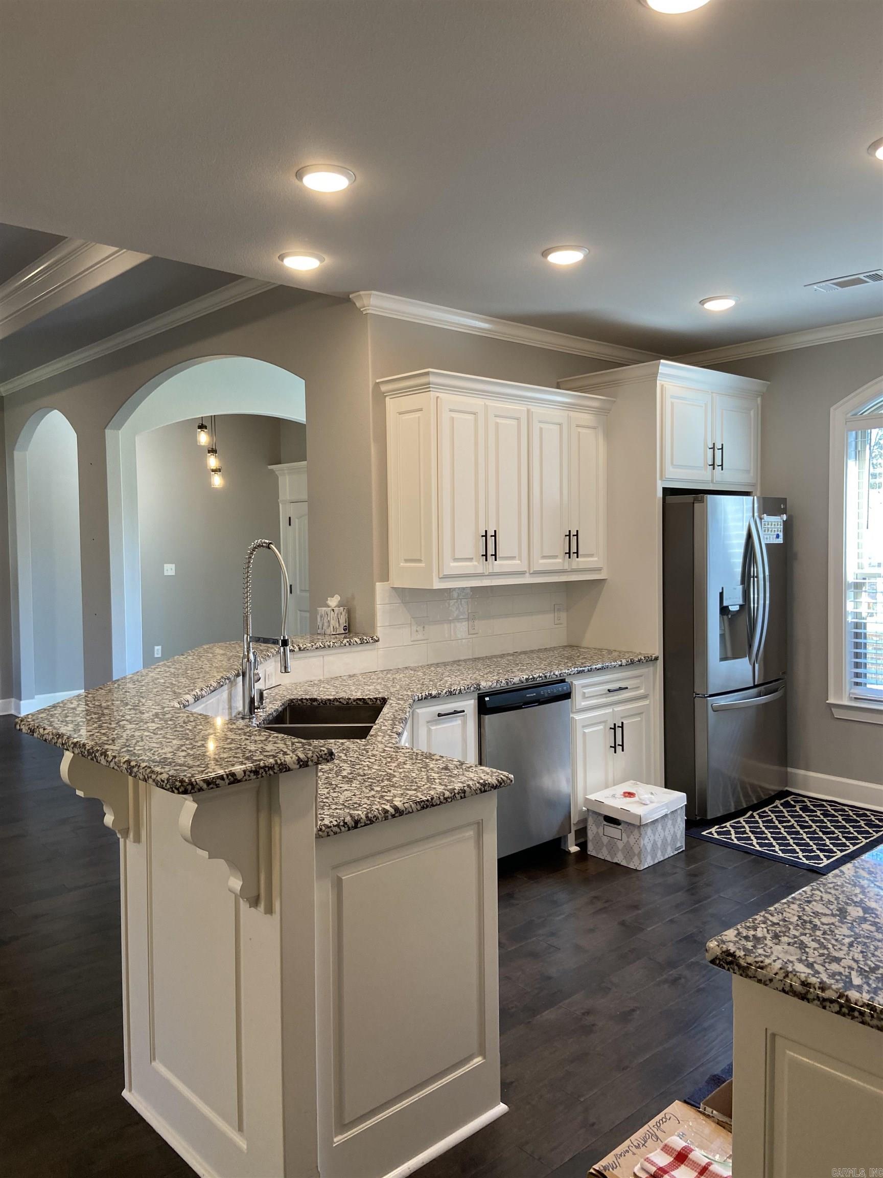 MILLERS GLENN - Residential