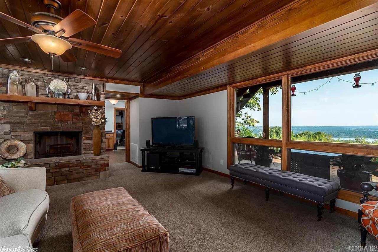 CANDLEWOOD - Residential