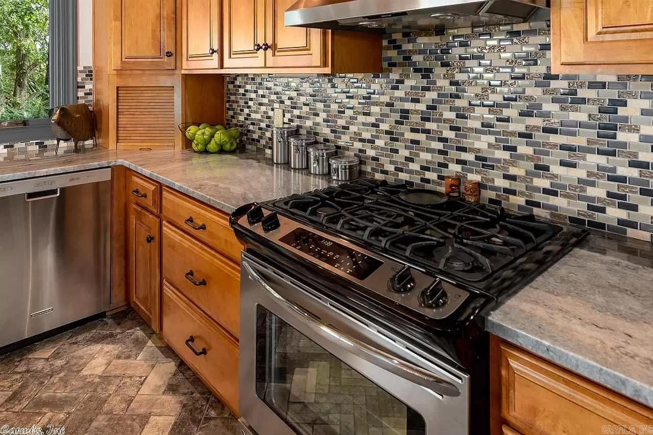 CANDLEWOOD - Residential