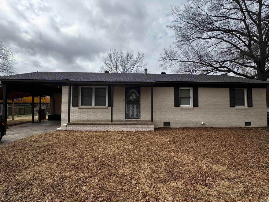 Call today to see this charming 3 bedroom, 1 1/2 home  in a well established neighborhood.  This home has a roof that was replaced in 2024 .