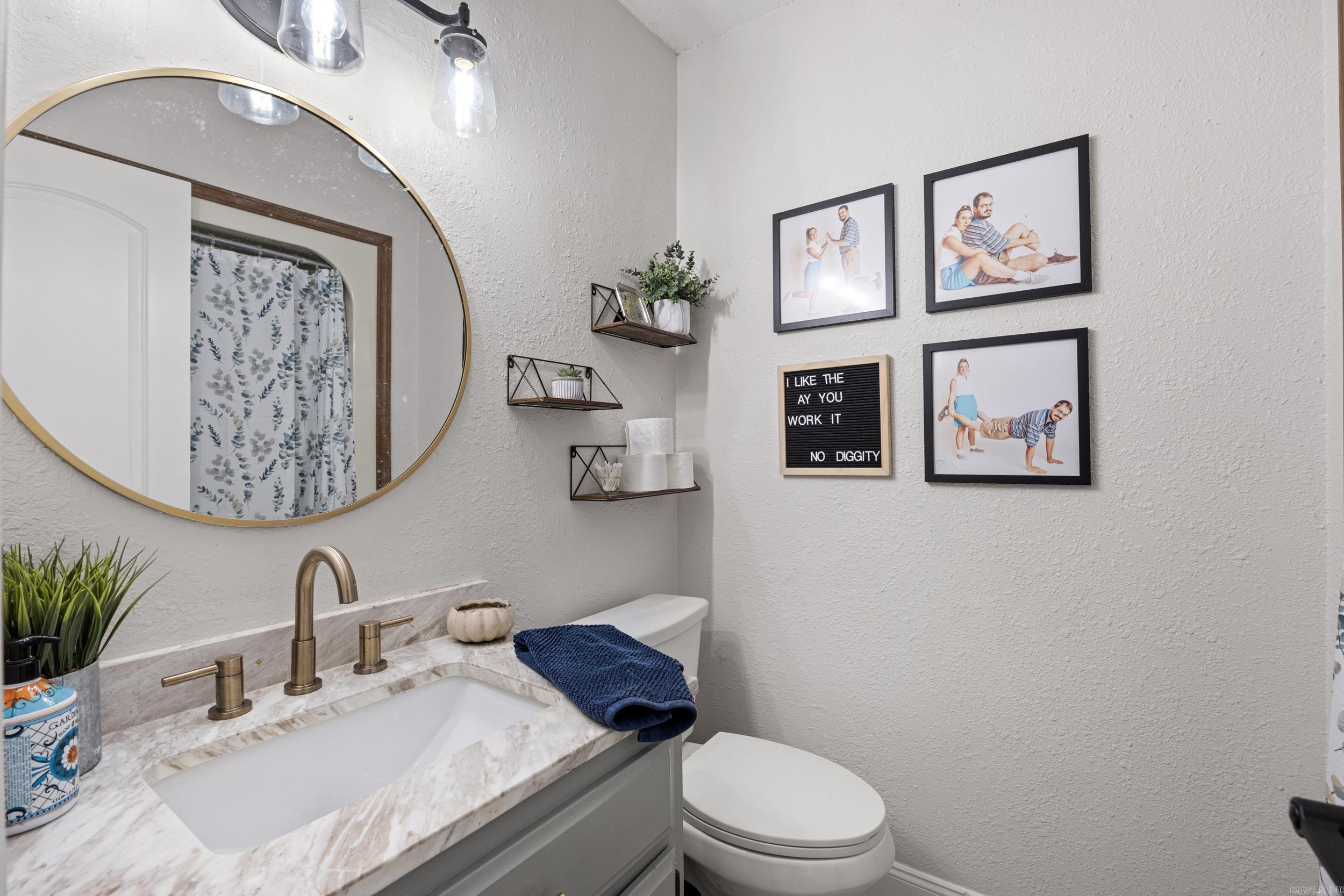 LANDS END - Residential