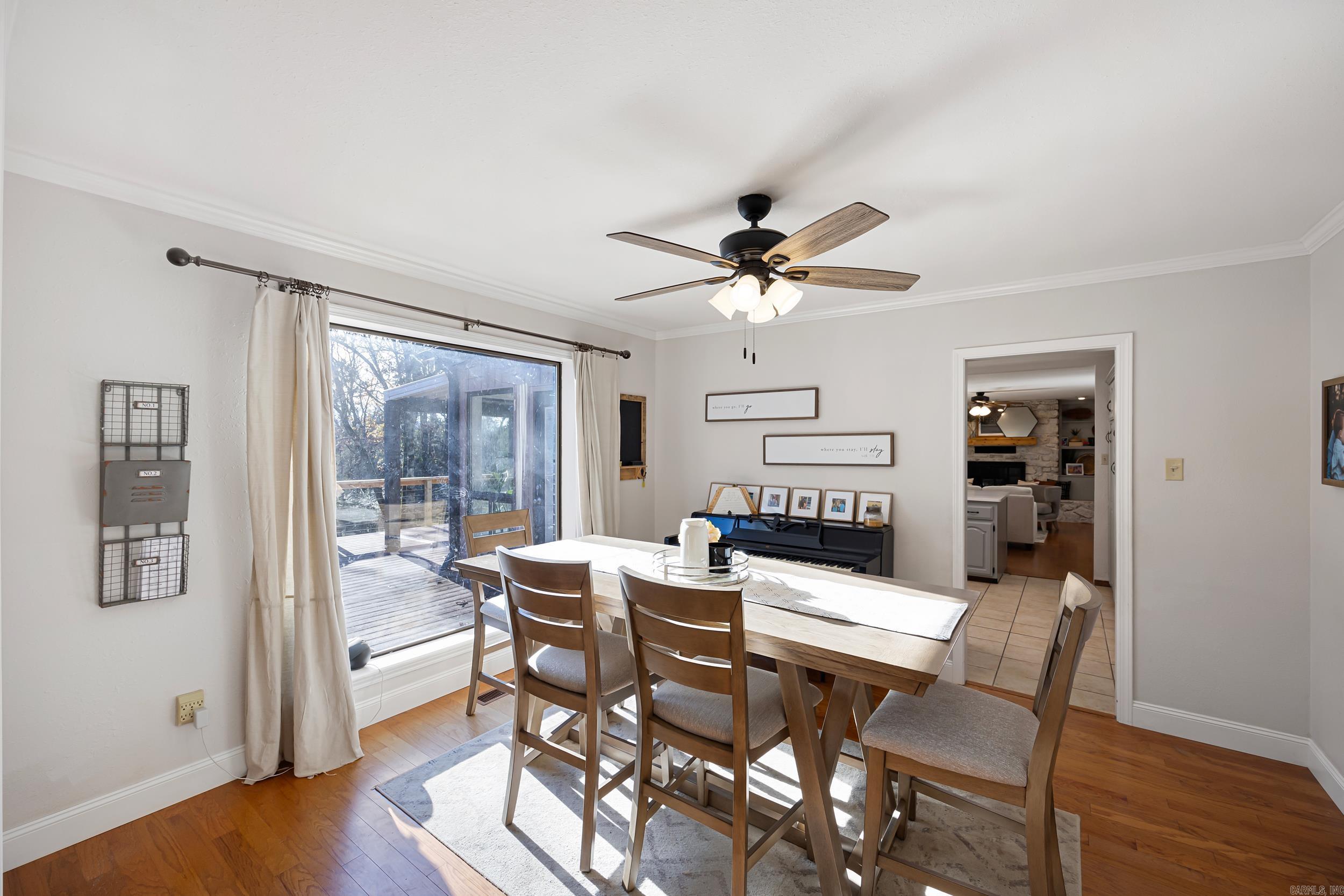 LANDS END - Residential