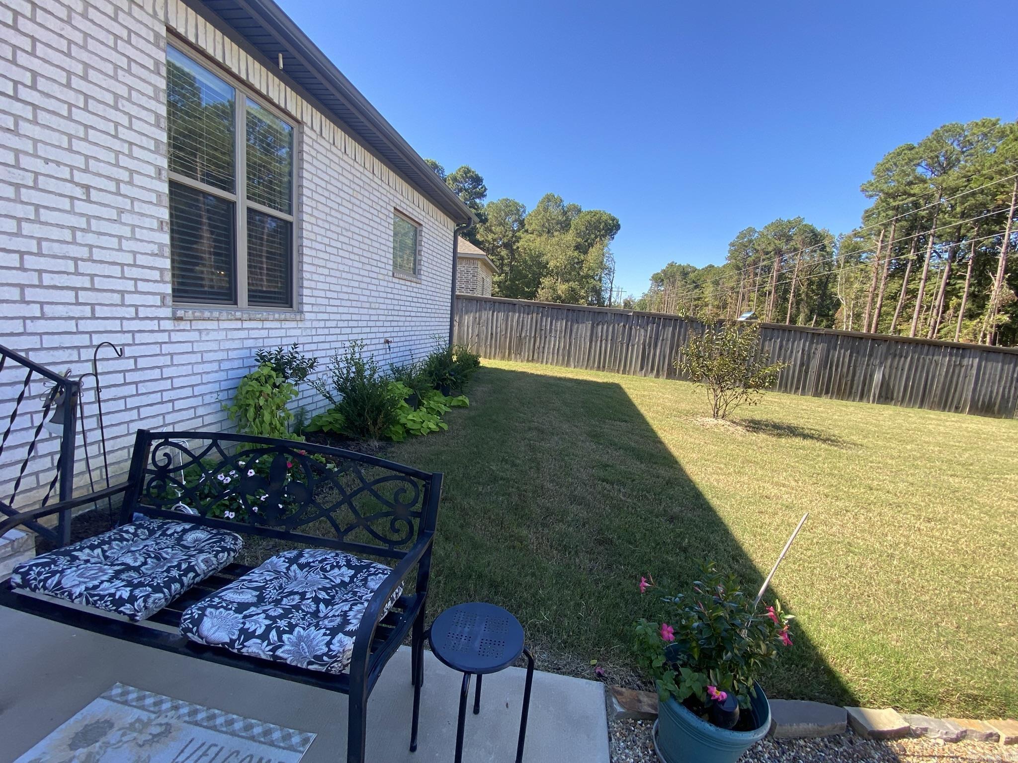 LEGACY POINTE - Residential