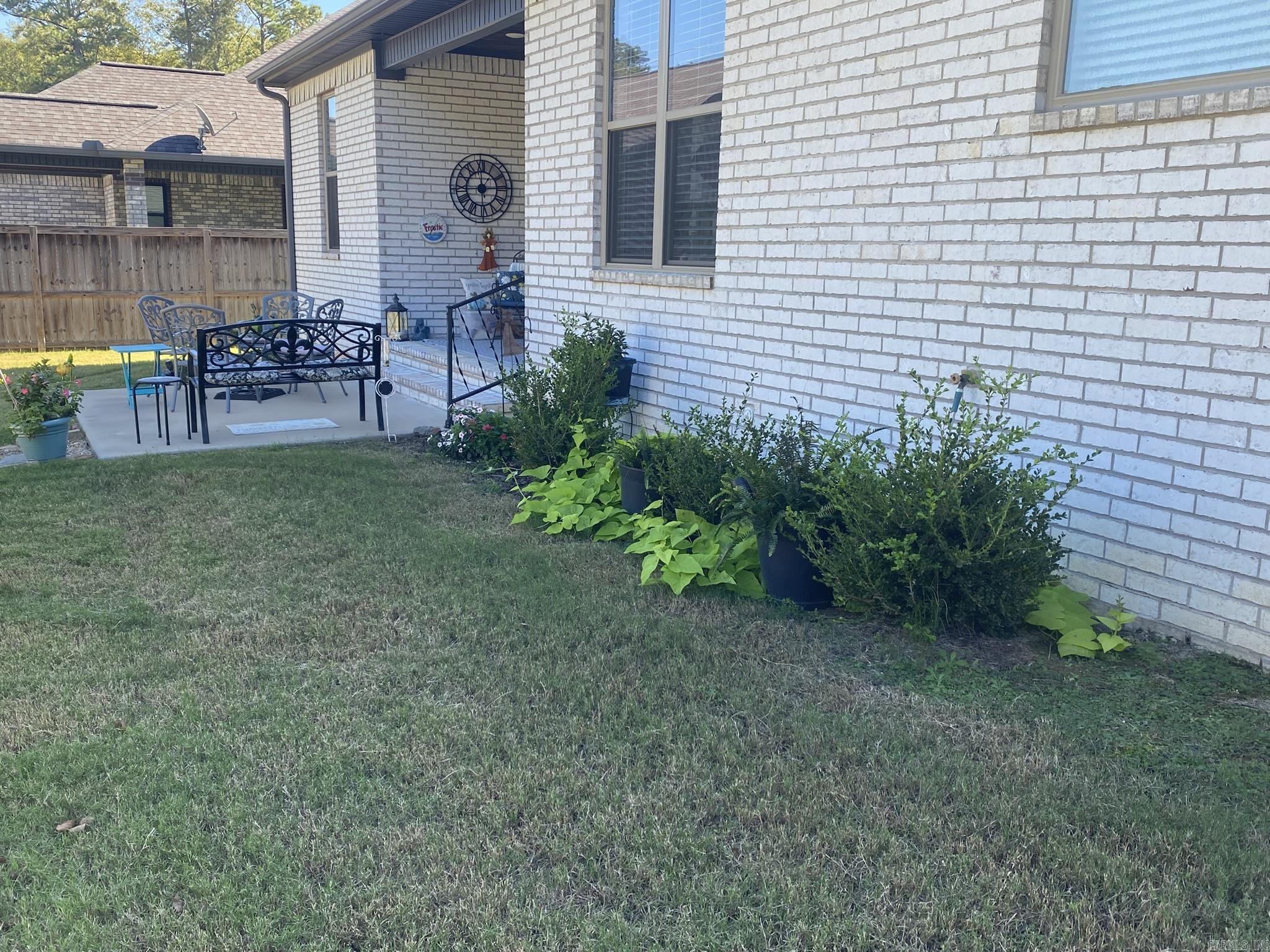 LEGACY POINTE - Residential