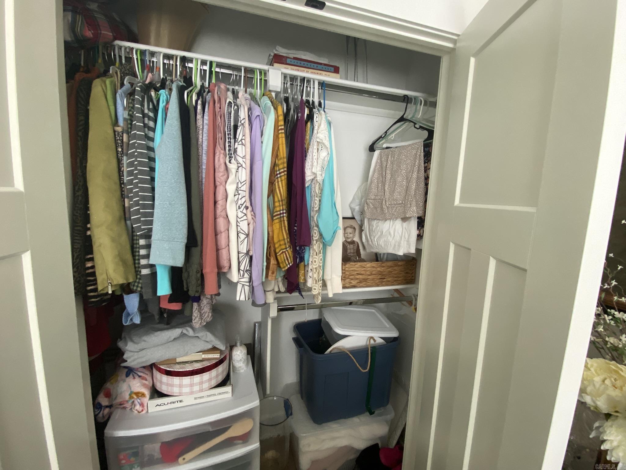 LEGACY POINTE - Residential